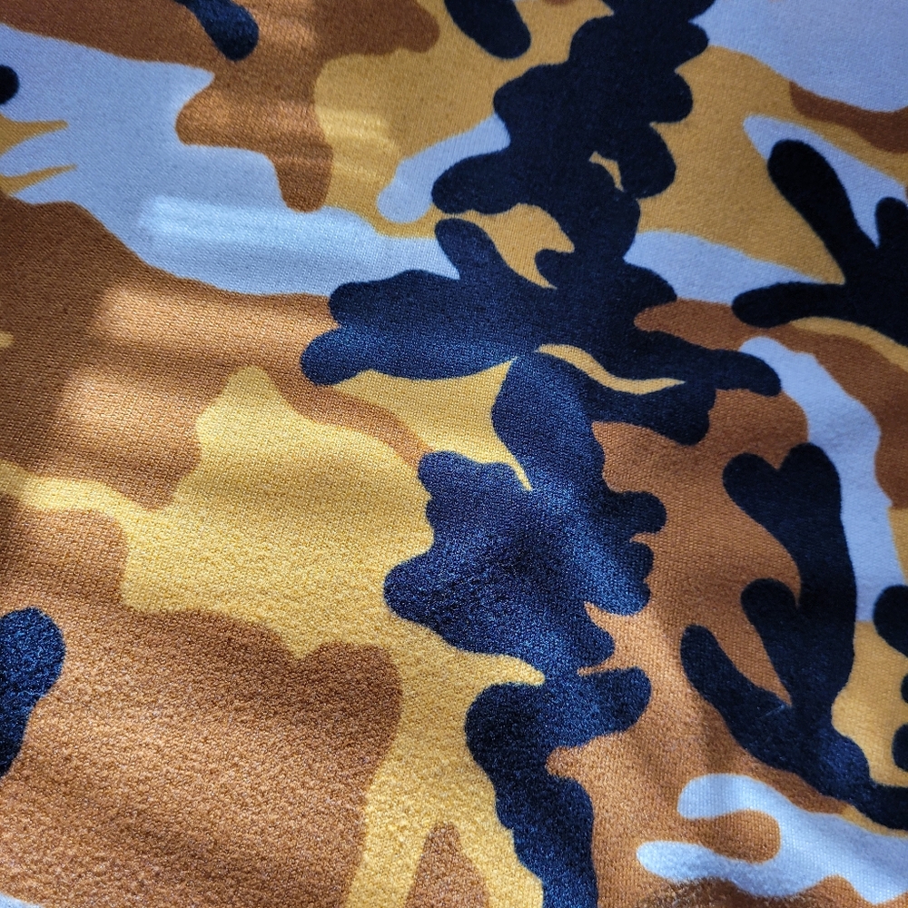 Shirt - Picture 3 of 3